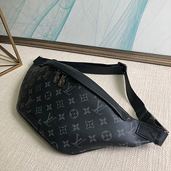 l**is V*t*n m44336 discovery bumbag